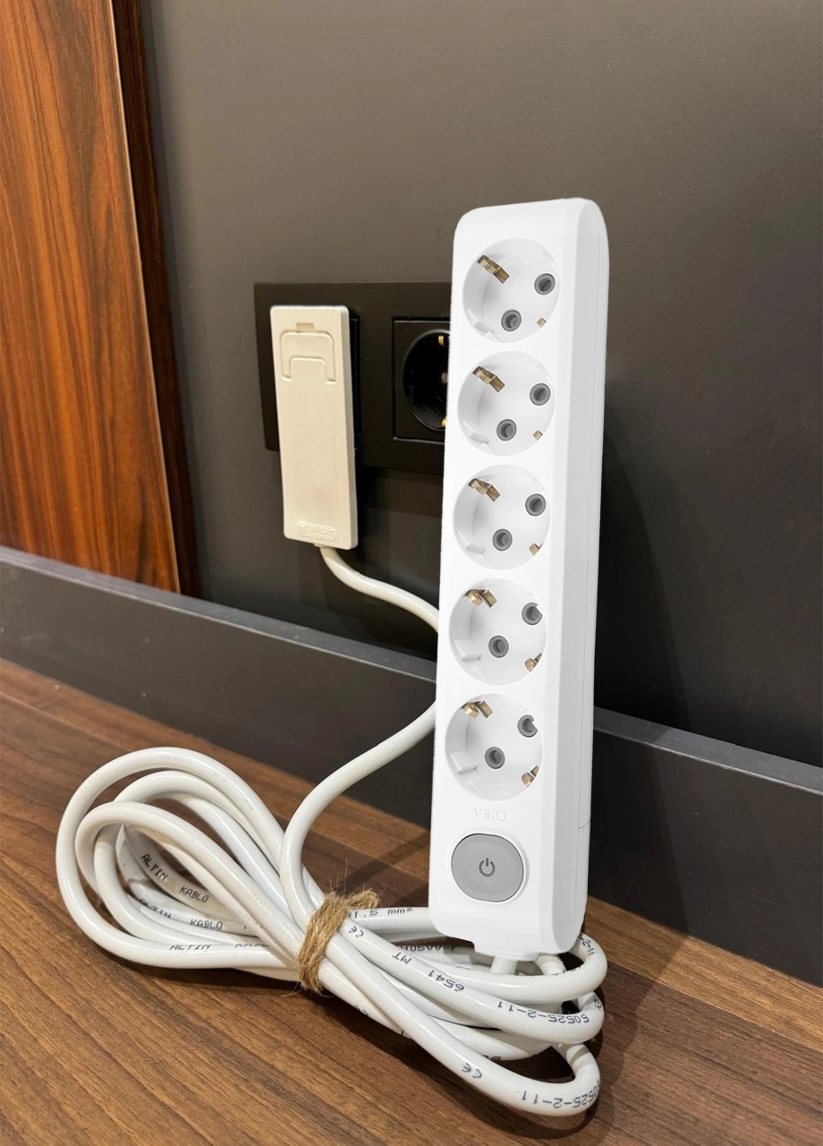 Ultra İnce Fişli 5’li Grup Priz 20 metre Anahtarlı Beyaz